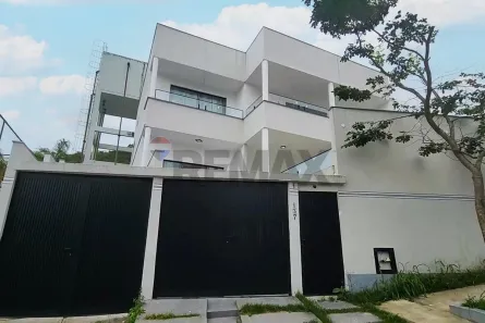 Casa de Condomínio com 4 Quartos à venda, 300m² no Pechincha, Rio de Janeiro