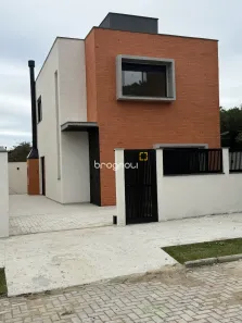 Casa com 3 Quartos à venda, 128m² no São João do Rio Vermelho, Florianópolis