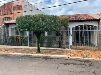 Casa com 3 Quartos à venda, 210m² no Morada do Ouro, Cuiabá
