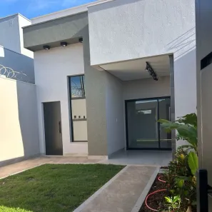 Casa com 3 Quartos à venda, 98m² no Novo Mundo, Uberlândia