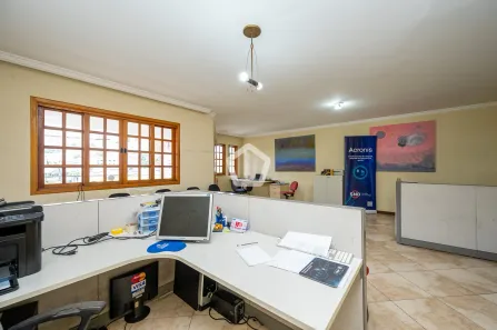 Casa com 3 Quartos à venda, 240m² no Planalto Paulista, São Paulo