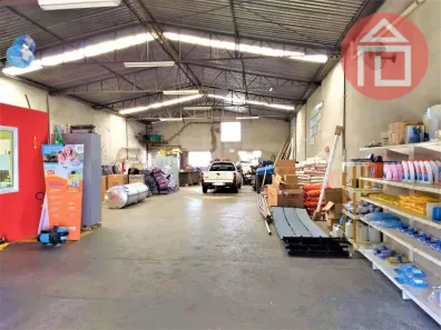 Galpão/Depósito/Armazém para alugar, 230m² no Jardim São José, Bragança Paulista