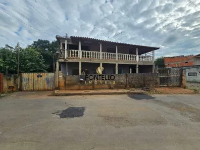 Casa com 6 Quartos à venda, 280m² no Emília, Sete Lagoas