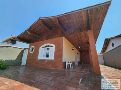 Casa com 3 Quartos à venda, 171m² no Balneário Stella Maris, Peruíbe