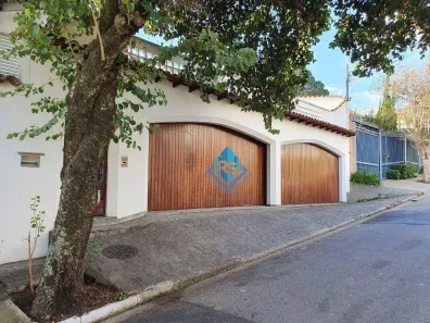 Sobrado com 4 Quartos à venda, 250m² no Jardim Cordeiro, São Paulo