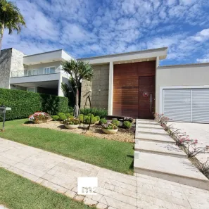Casa de Condomínio com 4 Quartos à venda, 420m² no Jardins Milão, Goiânia