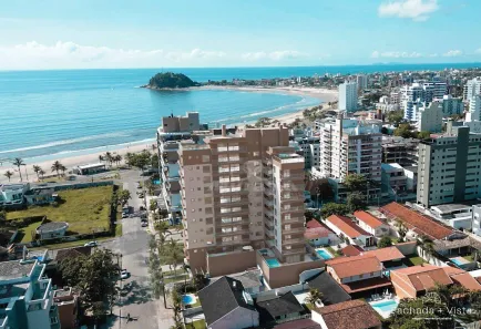 Apartamento com 3 Quartos à venda, 230m² no Centro, Guaratuba