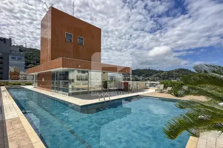 Apartamento com 2 Quartos à venda, 65m² no Centro, Florianópolis