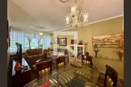 Casa com 3 Quartos à venda, 160m² no Parque Colonial, São Paulo