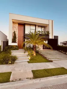 Casa de Condomínio com 3 Quartos à venda, 300m² no Centro, Eusébio