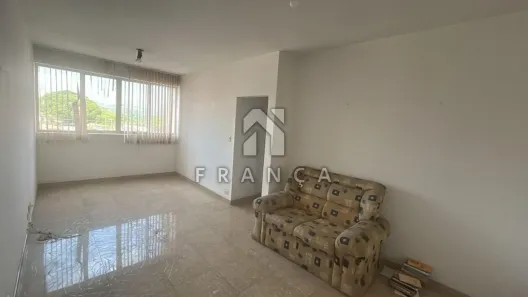 Apartamento com 2 Quartos à venda, 90m² no Centro, Jacareí