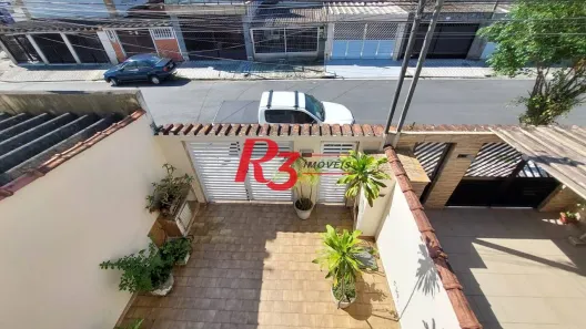 Sobrado com 3 Quartos à venda, 147m² no Vila Valença, São Vicente