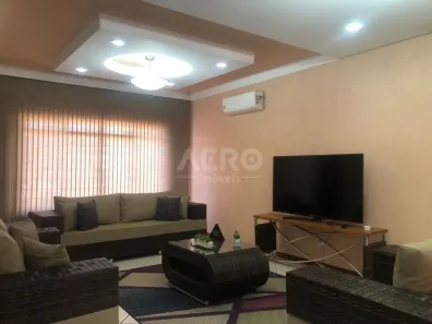 Casa com 3 Quartos à venda, 251m² no Vila Cardia, Bauru
