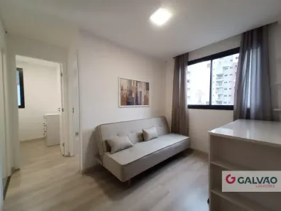 Apartamento com 2 Quartos para alugar, 34m² no Centro, Curitiba