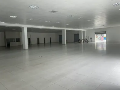 Prédio Comercial para alugar, 1000m² no Batel, Curitiba