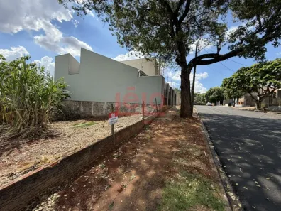 Lote/Terreno à venda, 215m² no Jardim Imperial II, Maringá
