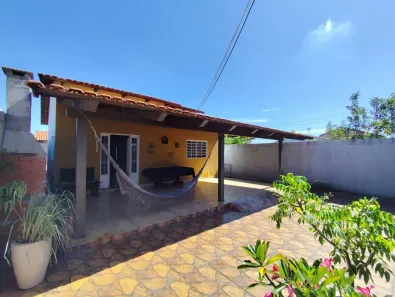 Casa com 3 Quartos à venda, 150m² no Residencial Santa Fé I, Goiânia