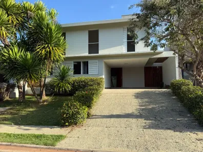 Casa de Condomínio com 4 Quartos à venda, 198m² no Jardins Valência, Goiânia