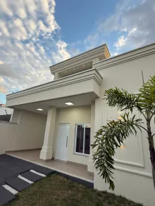 Casa com 3 Quartos à venda, 240m² no Primavera do Leste, Primavera do Leste
