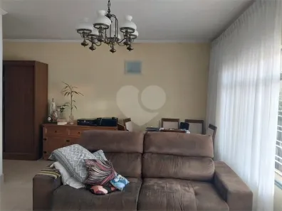 Casa com 3 Quartos à venda, 200m² no Vila Irmãos Arnoni, São Paulo
