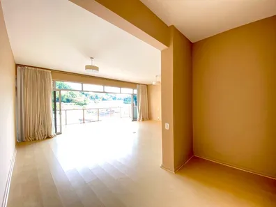 Apartamento com 3 Quartos para alugar, 208m² no Centro, Petrópolis