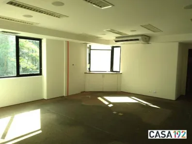 Sala Comercial para alugar, 220m² no Cidade Monções, São Paulo