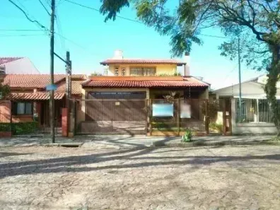 Casa com 4 Quartos à venda, 200m² no Cavalhada, Porto Alegre