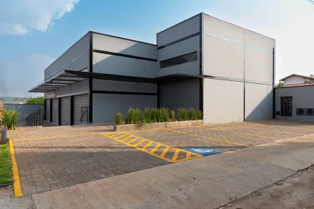 Ponto Comercial à venda, 77m² no Saraiva, Uberlândia