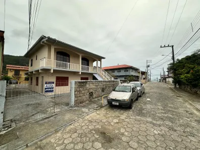 Apartamento com 3 Quartos para alugar, 87m² no Pântano do Sul, Florianópolis