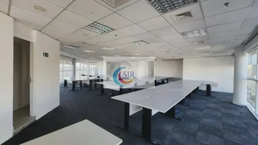 Sala Comercial para alugar, 735m² no Vila Olímpia, São Paulo