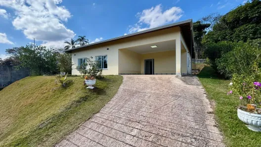 Fazenda/Sítio com 3 Quartos à venda, 221m² no Chácara Nova Essen, Campo Limpo Paulista