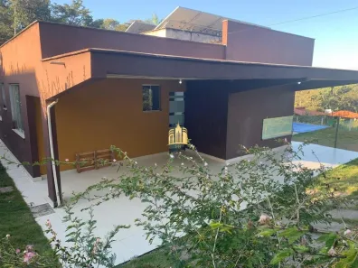 Fazenda/Sítio com 4 Quartos à venda, 2500m² no Vila Ipê Amarelo, Contagem