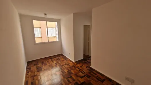 Apartamento com 2 Quartos para alugar, 50m² no Centro, Pelotas