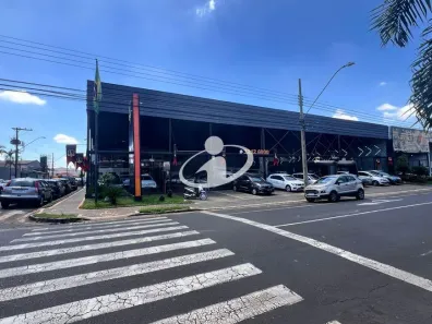 Galpão/Depósito/Armazém para alugar, 1700m² no Brasil, Uberlândia