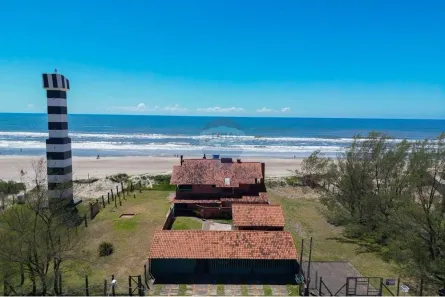 Sobrado com 3 Quartos à venda, 150m² no Zona Nova, Capão da Canoa
