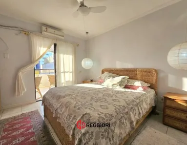 Apartamento com 3 Quartos para alugar, 220m² no Centro, Balneário Camboriú