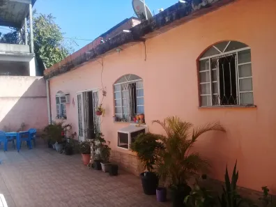 Casa com 2 Quartos à venda, 101m² no Vila Rosali, São João de Meriti