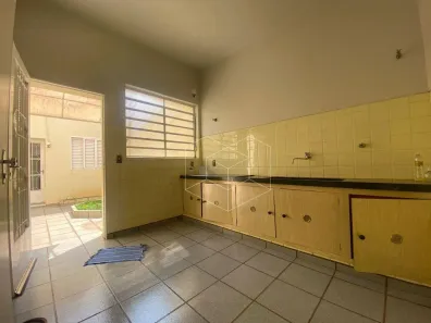 Casa com 3 Quartos para alugar, 200m² no Centro, Jaú
