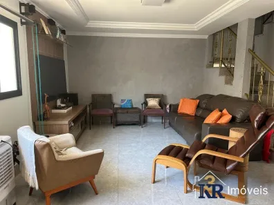 Sobrado com 3 Quartos à venda, 151m² no Jardim América, Goiânia