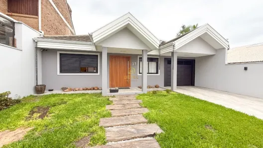 Casa com 3 Quartos para venda ou aluguel, 240m² no Dom Feliciano, Gravataí