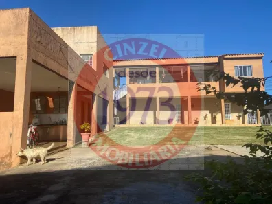 Casa com 3 Quartos à venda, 240m² no Setor Habitacional Arniqueira, Brasília