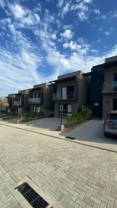 Casa de Condomínio com 3 Quartos para alugar, 142m² no Chácaras Silvania, Valinhos