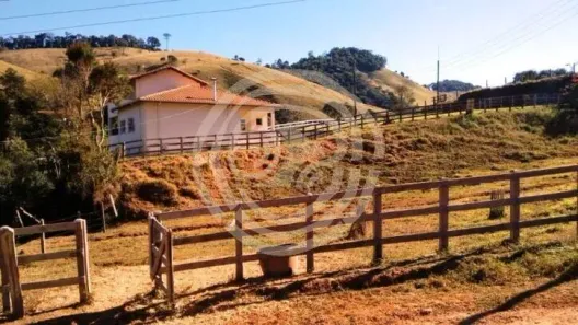 Fazenda/Sítio com 4 Quartos à venda, 2420000m² no A Definir, Cambuí