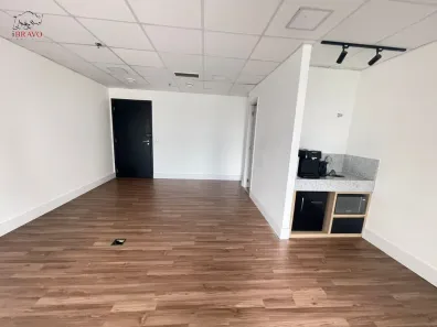 Sala Comercial para alugar, 41m² no Chácara Itaim, São Paulo