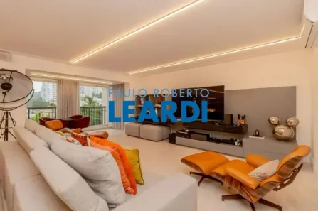 Apartamento com 4 Quartos para alugar, 500m² no Perdizes, São Paulo