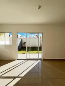 Casa de Condomínio com 2 Quartos para alugar, 50m² no Jardim Mossoró, Cuiabá