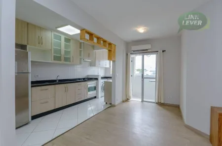 Apartamento com 2 Quartos para alugar, 70m² no Bacacheri, Curitiba