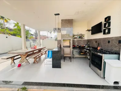 Casa de Condomínio com 5 Quartos para alugar, 300m² no Tapanã (Icoaraci), Belém