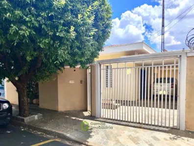 Casa com 3 Quartos à venda, 270m² no Vila Santa Cruz, São José do Rio Preto