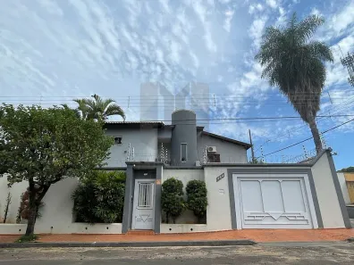 Casa com 3 Quartos para alugar, 550m² no Morumbi, Araçatuba